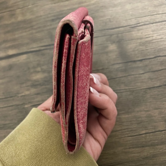 Salvatore Ferragamo project Red Wallet - Picture 7 of 8